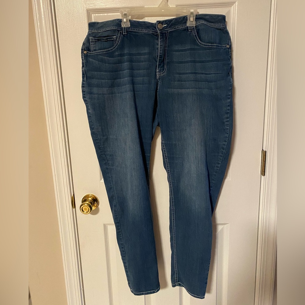 Women’s 1946 Denim jeans